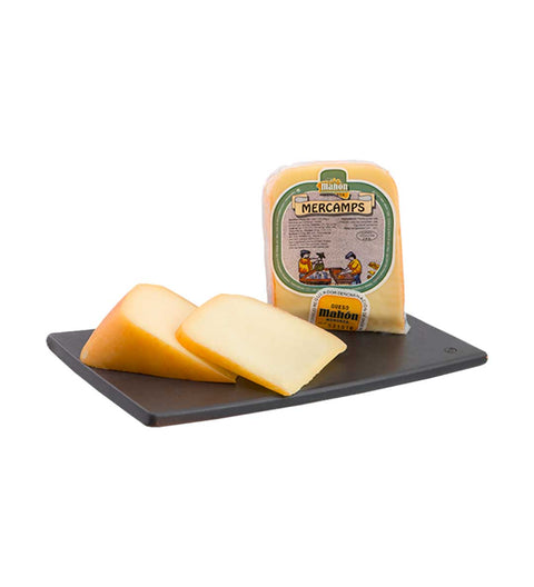 Halbgereifter Kuhmilchkäse - Mahonés (D.O.P. Mahón-Menorca)